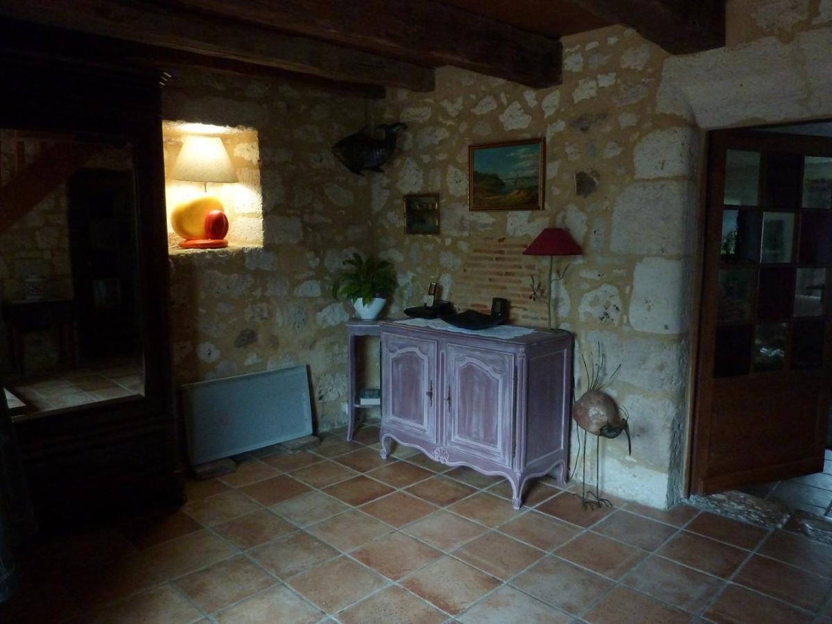 Chez Beatrice Et Gerard Bed and Breakfast Saint-Leon-d'Issigeac Exteriör bild