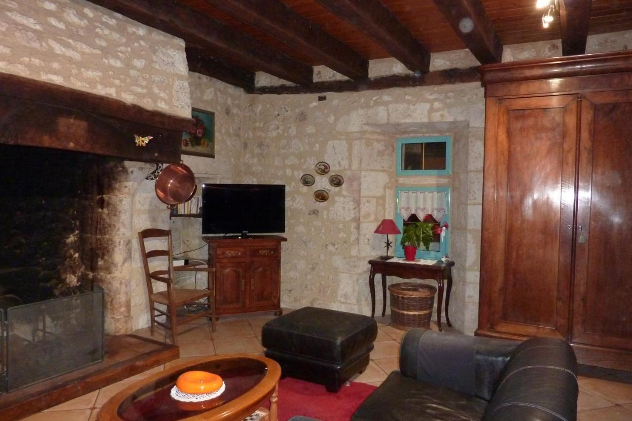 Chez Beatrice Et Gerard Bed and Breakfast Saint-Leon-d'Issigeac Exteriör bild