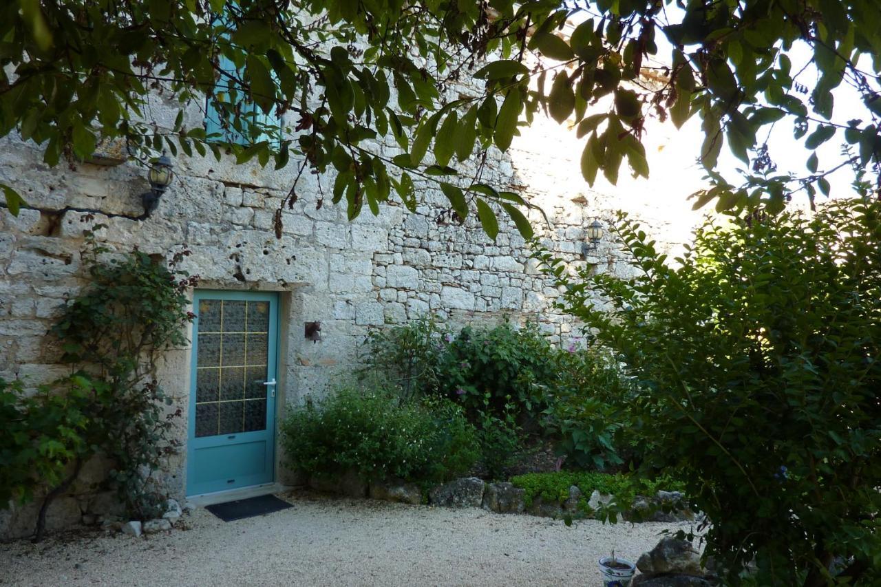 Chez Beatrice Et Gerard Bed and Breakfast Saint-Leon-d'Issigeac Exteriör bild